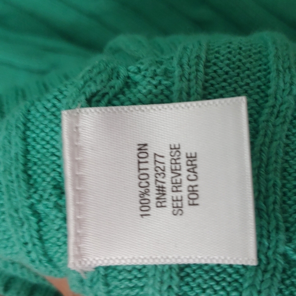Croft & Barrow Green Cable Knit Sweater. Size Medium - Picture 9 of 9